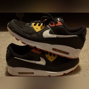 Air max DJ9250-001 size 11 mens